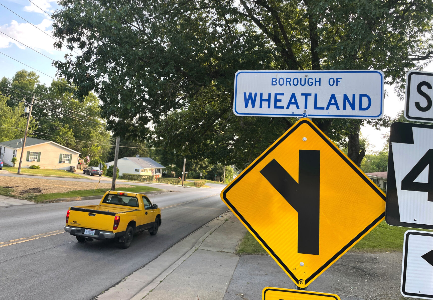 wheatland mercer ave yellow truck jz_0249crop.jpg